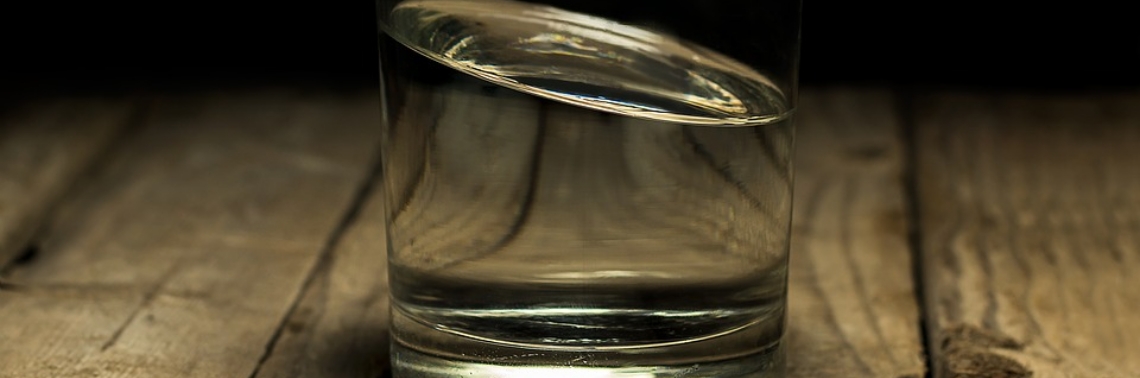 Should You Drink a Glass of Cold or Warm Water?